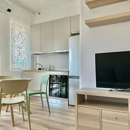 Metro M3 S&m Home, Comoda Soluzione Di Design, Con Collegamento Diretto A Duomo Di Milano, Stazione E Porta Garibaldi Appartamento *