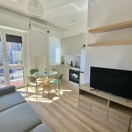 Metro M3 S&m Home, Comoda Soluzione Di Design, Con Collegamento Diretto A Duomo Di Milano, Stazione E Porta Garibaldi Appartamento