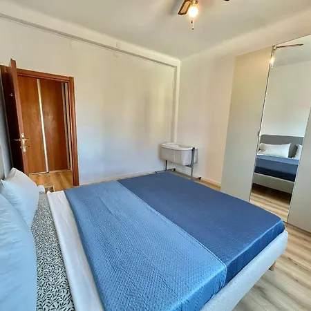Appartamento Metro M3 S&m Home, Comoda Soluzione Di Design, Con Collegamento Diretto A Duomo Di Milano, Stazione E Porta Garibaldi