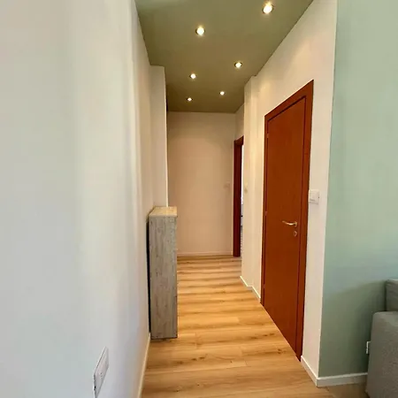 Metro M3 S&m Home, Comoda Soluzione Di Design, Con Collegamento Diretto A Duomo Di Milano, Stazione E Porta Garibaldi Appartamento *