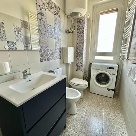 Metro M3 S&m Home, Comoda Soluzione Di Design, Con Collegamento Diretto A Duomo Di Milano, Stazione E Porta Garibaldi Appartamento