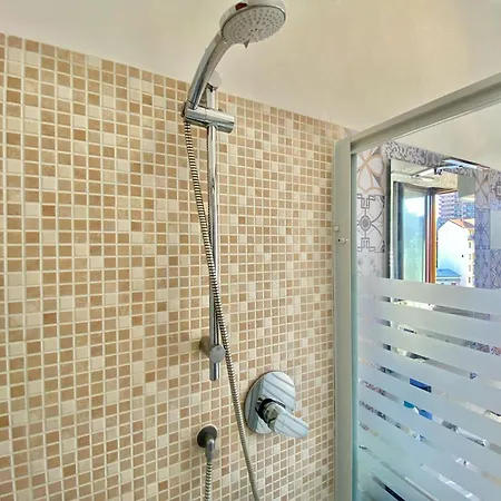 Metro M3 S&m Home, Comoda Soluzione Di Design, Con Collegamento Diretto A Duomo Di Milano, Stazione E Porta Garibaldi *